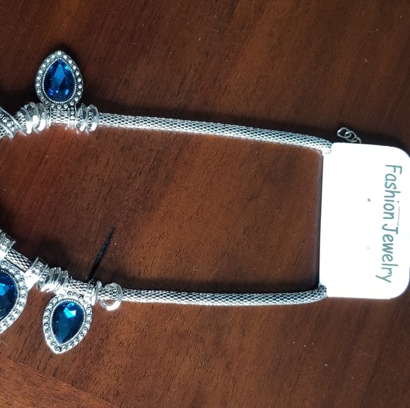 Silver/Blue Statement Necklace - Picture 3 of 3